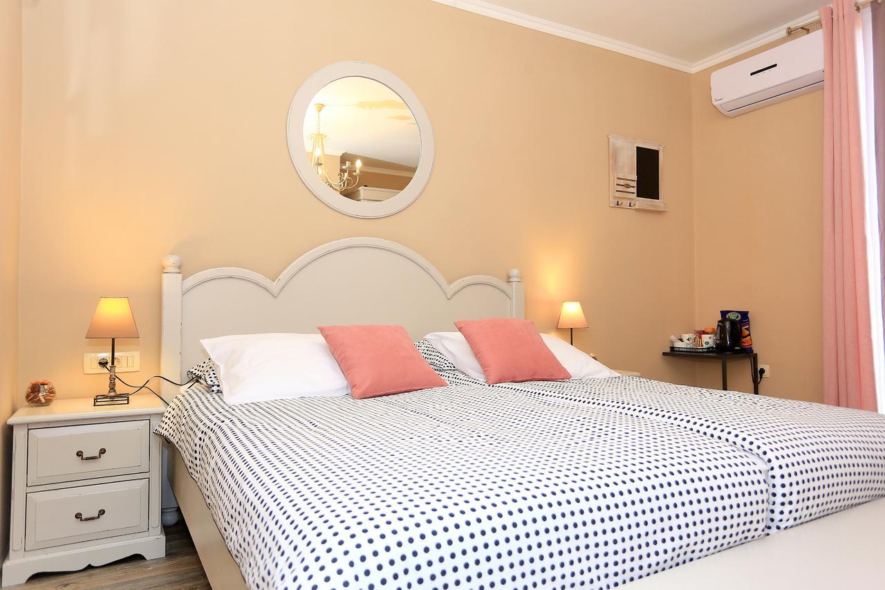 Shabby Chic Rooms Zadar Eksteriør billede